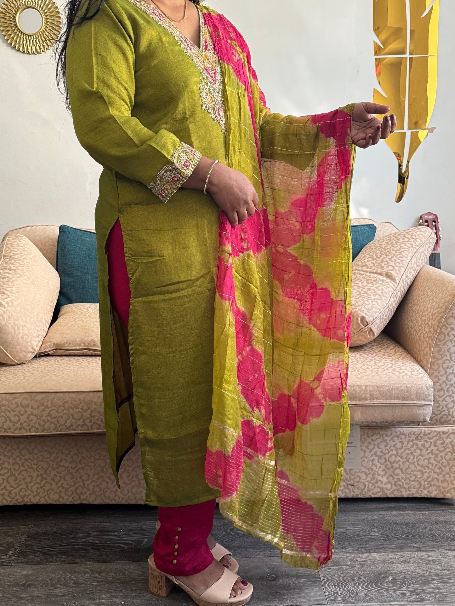 CHURIDAR SET